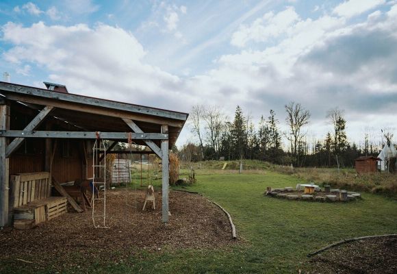 Bauwagen von der Seite