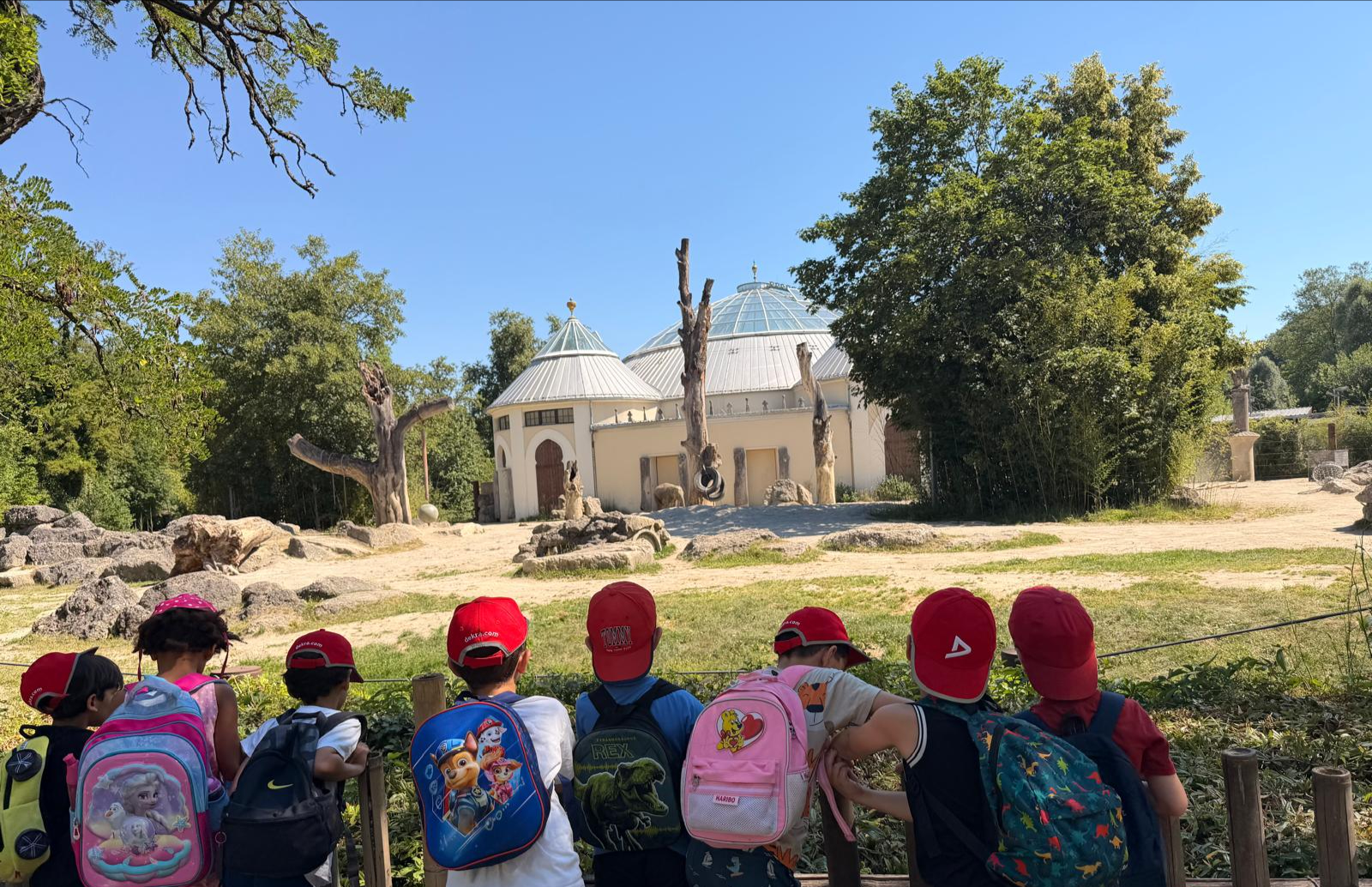 Kinder des Kinderhauses Hand in Hand im Tierpark