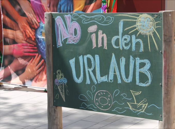 „Ab in den Urlaub“: Sommerfest im Kinderhaus Hand in Hand