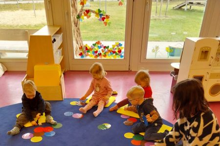 Es wird bunt im Lindennest