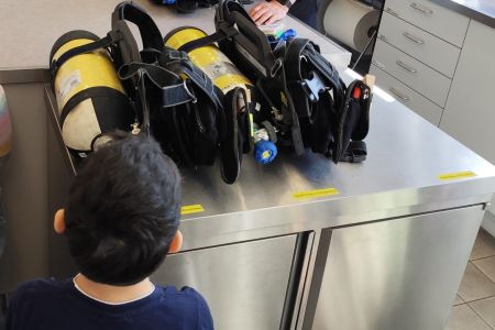 Kinderhaus Hand in Hand: Vorschulausflug zur Feuerwehr