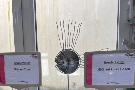 Klawotte Ottobrunn: 50 Prozent auf Tops und kurze Hosen