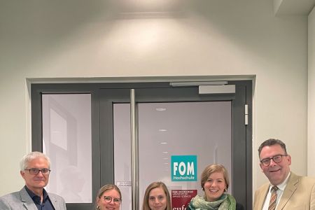 Gemeinsam für die Zukunft der Sozialen Arbeit: AWO München-Land e.V. kooperiert mit der FOM Hochschule