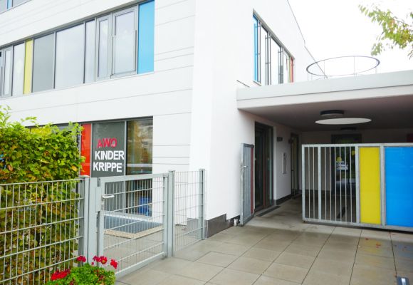 Kinderkrippe von außen